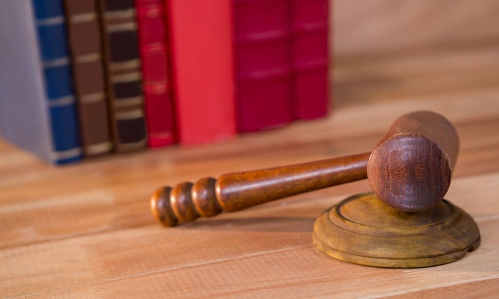 close up judges gavel (1)